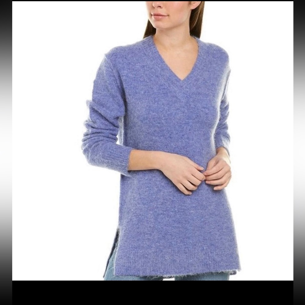 Blue wool sweater 🩵💙
